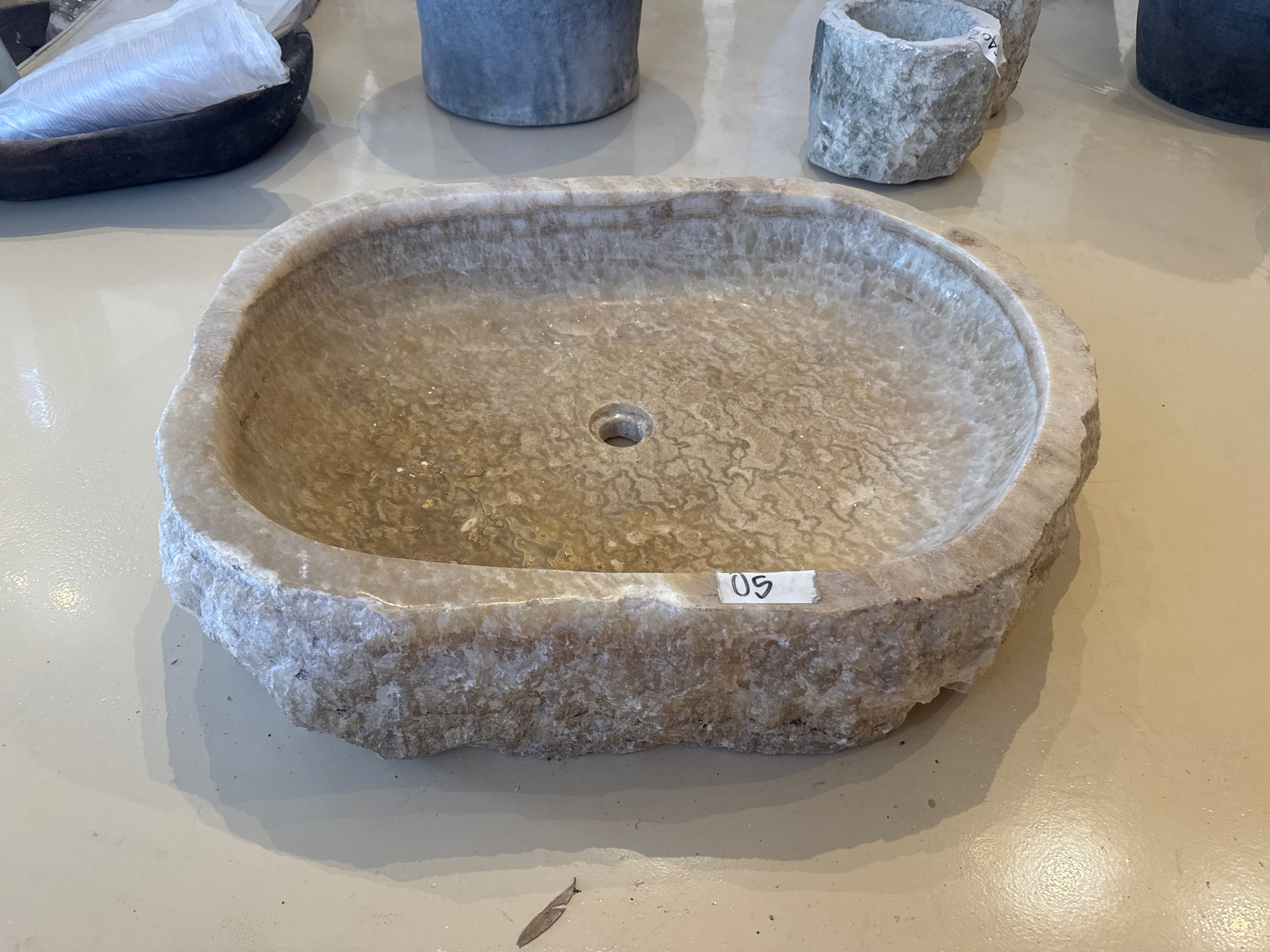 Onyx Basin O-8