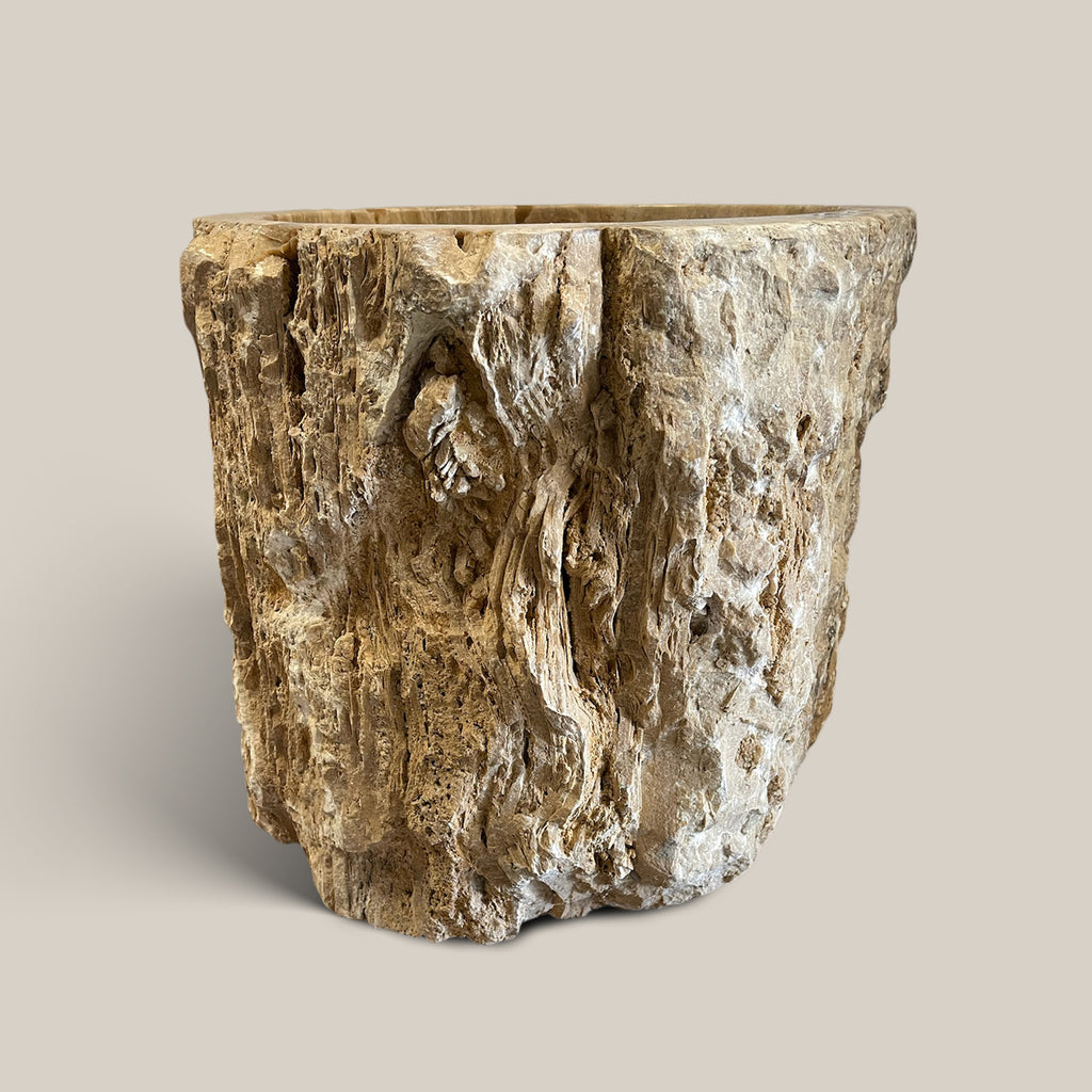 Onyx Round Trough Medium O-10